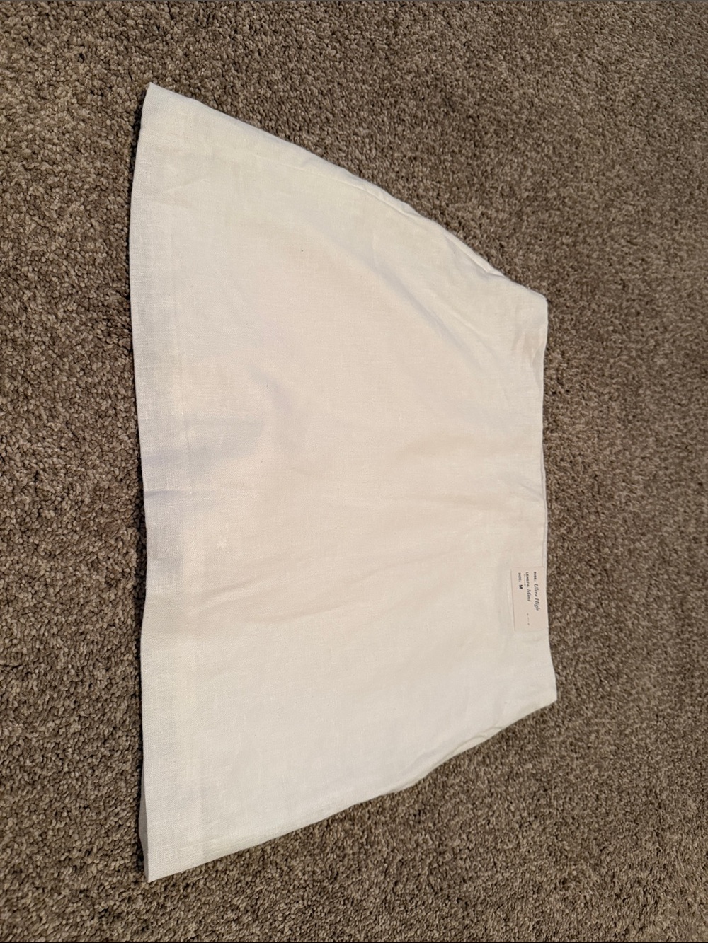 Classic White Women's Mini Skort - linen